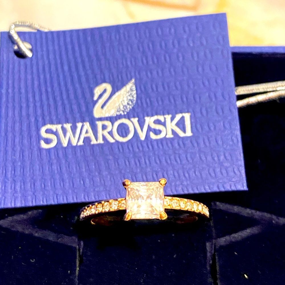 Swarovski Gold Ring‎ with Clear Crystals